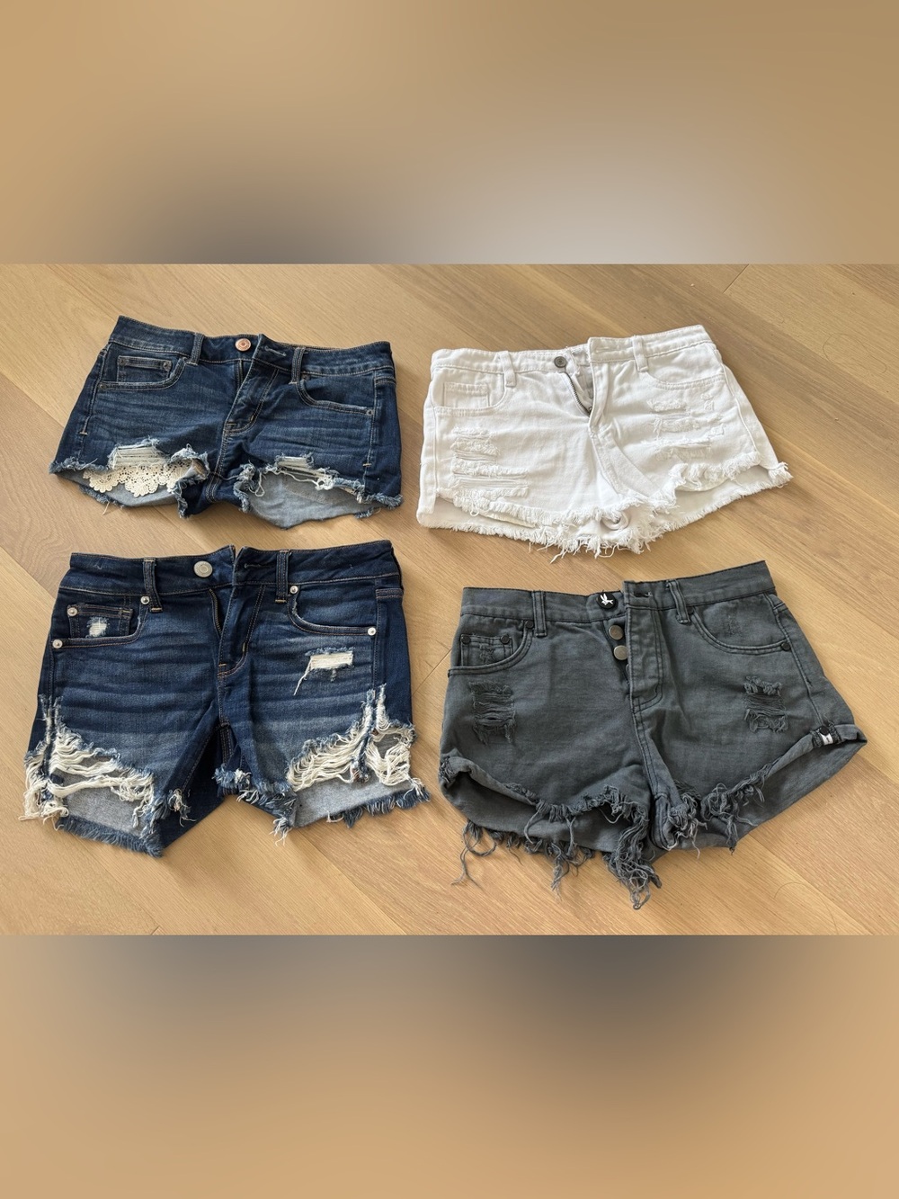 Distressed Frayed Hem Women's Shorts(4 pieces)